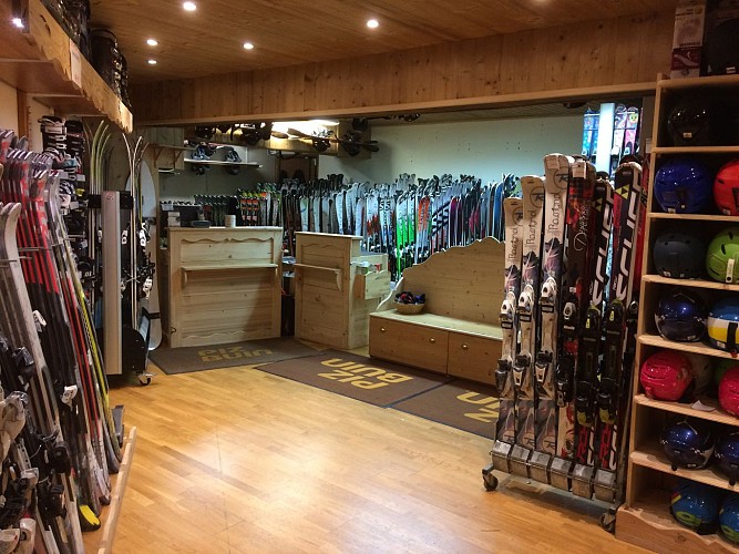 Negozio di sport "Intersport"