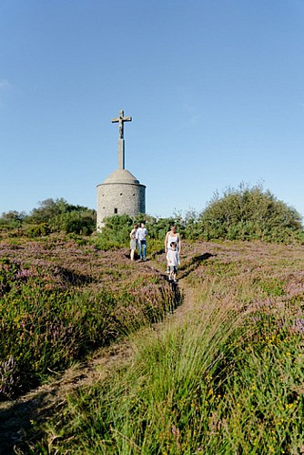 Calvaire du Mont de Besneville