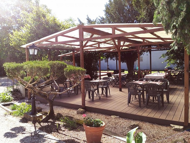 Terrasse ensoleillée