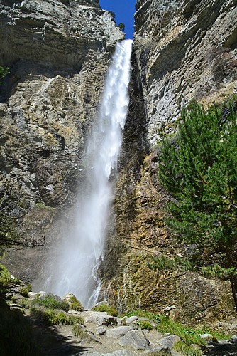 Saint Benoit Waterfall