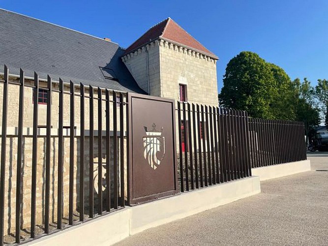 Chateau-de-Monts-sur-Guesnes-2022 - Accueil 