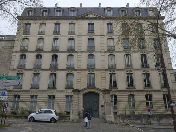7 rue des Réservoirs, hôtel des Réservoirs