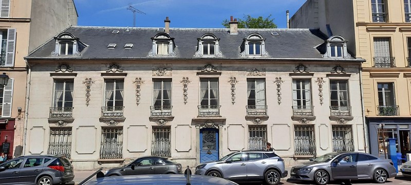 11 rue de la Paroisse, hôtel Pièche