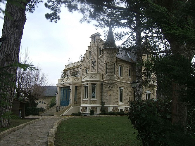 Villa La Chimère (3 allée des Genêts)