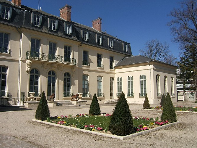 Château de Croissy et musée de la Grenouillère