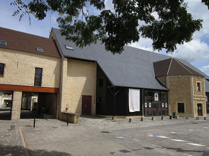 Guyancourt, ancienne ferme de Bel-Ebat