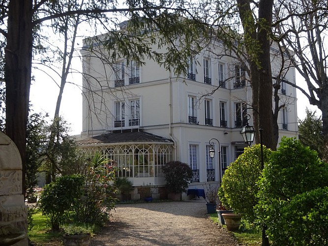 Les Jardins de la Vieille Fontaine (8 avenue Grétry)