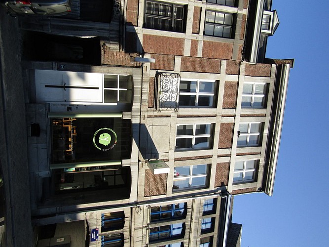 Immeuble, rue Hors-Château, 43