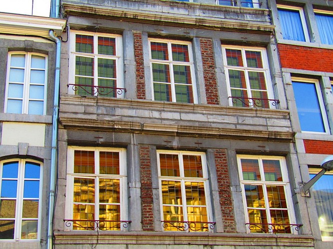 Immeuble, rue Hors-Château, 96