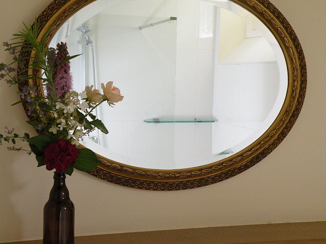 Domaine-Le-Haut-Verger---gite-La-Remise---salle-de-bain