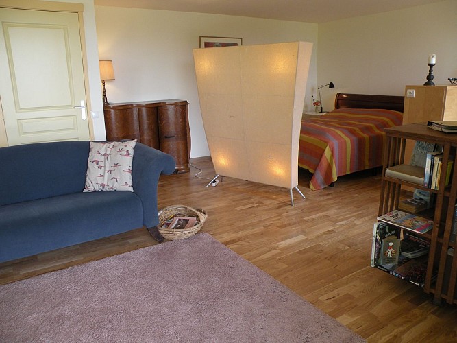 Domaine-Le-Haut-Verger---gite-La-Remise---piece-multifonctionnelle-II