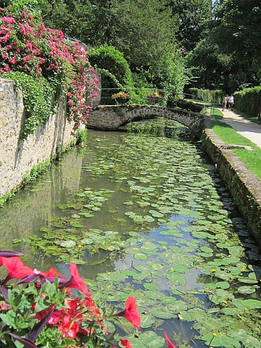 Promenade des Petits Ponts