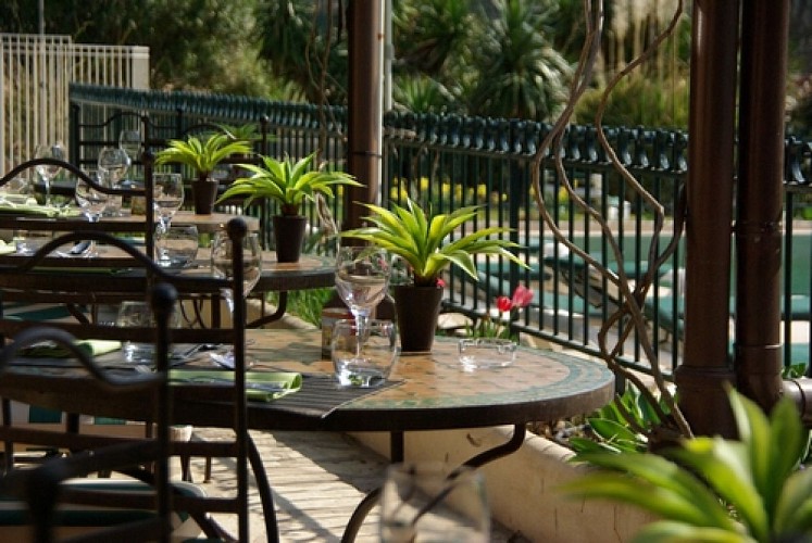 Restaurant_La_Source_1