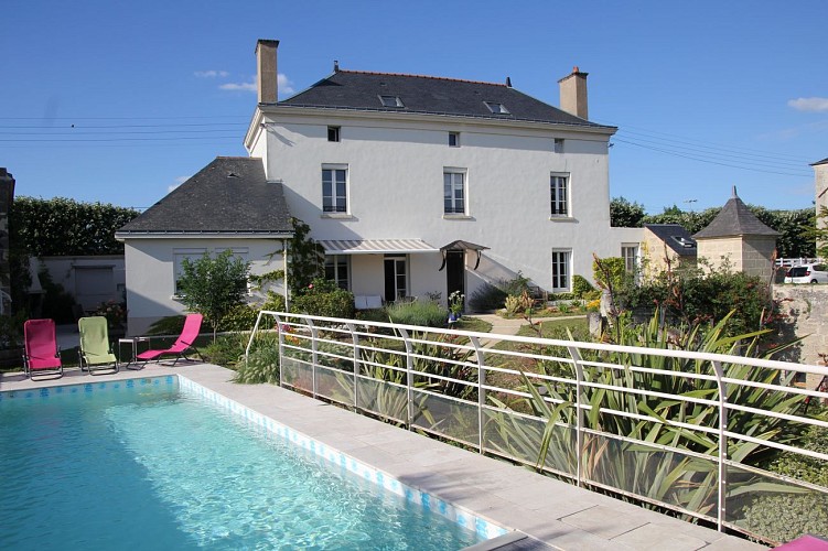 Chambres d'hôtes Doué's Mansion