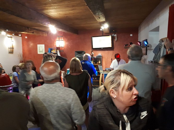 BAR-DE-PLACE-PLACE---KARAOKE1