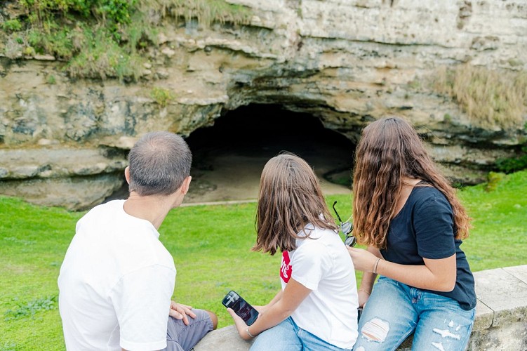 Grotte de la Chambre d'Amour
