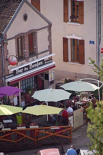 Le Donjon - Château-Renard