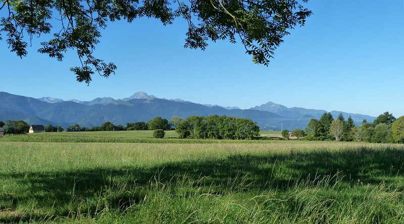 Panorama sur la chaîne des Pyrénées
