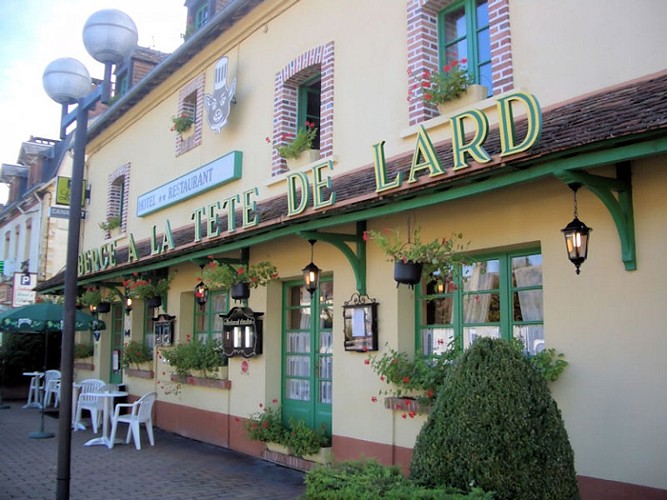 hotel-auberge-a-la-Tete-de-Lard-La-Ferte-Imbault-3