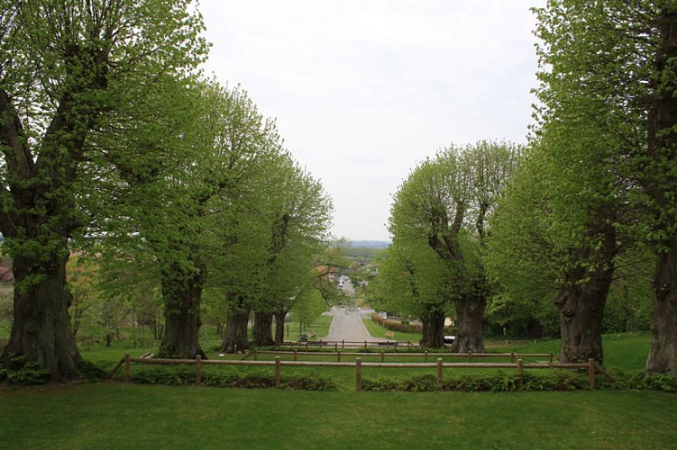 Bourlon – Canadian memorial 