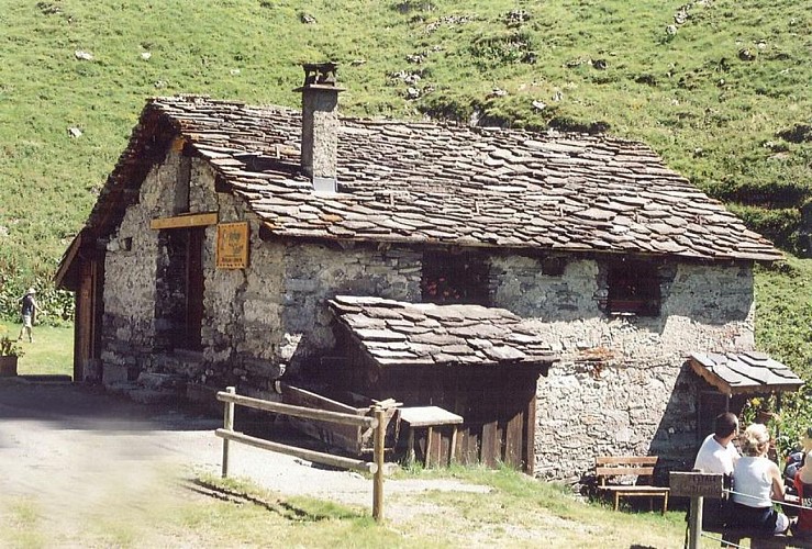 Restaurant/Zuflucht in La Glière