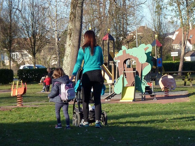 Serres-Castet Parc Liben cp MB (6)