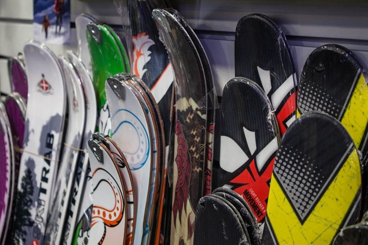 Intersport Morzine - Super Morzine