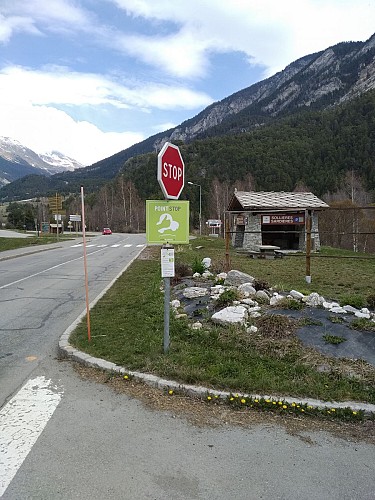 Bus stop N°360 : Les Favières