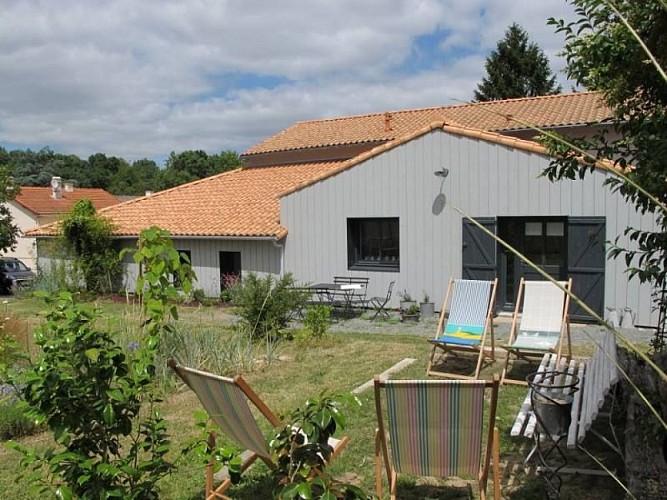 Du Foin dans les sabots