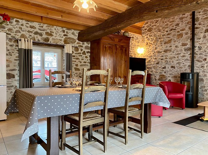 Chez Monési et Jiji