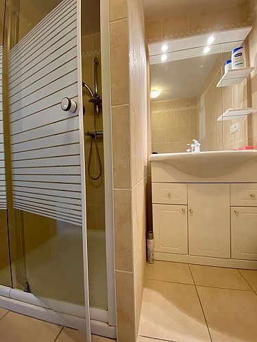 Chez Monési et Jiji