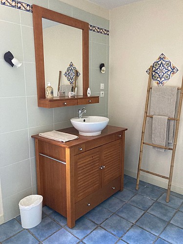 salle-de-bain-hostellerie-autun