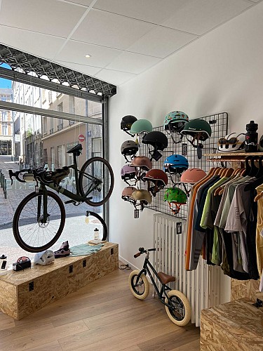 Café-magasin de vélo - La Cyclisterie_3