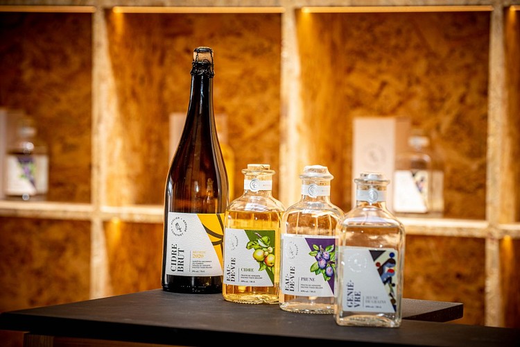 Cidre, eaux-de vie et genièvre de l'Atelier Constant-Berger ©Atelier Constant-Berger 02-2022