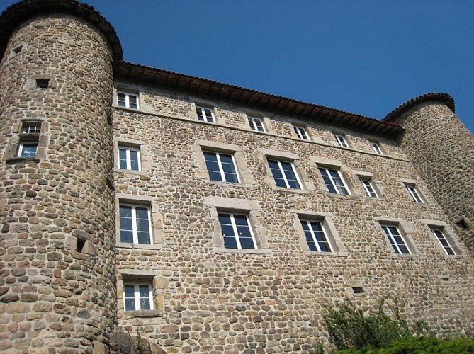 Saint-Victor-sur-Loire castle