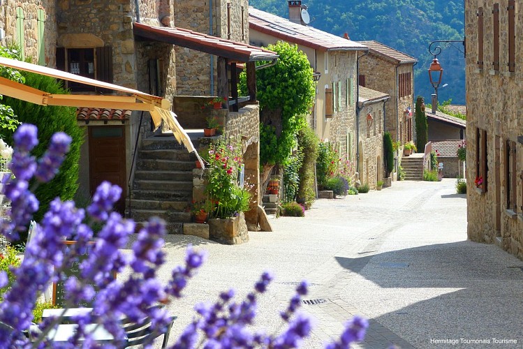 Boucieu-le-Roi : a village with outstanding character