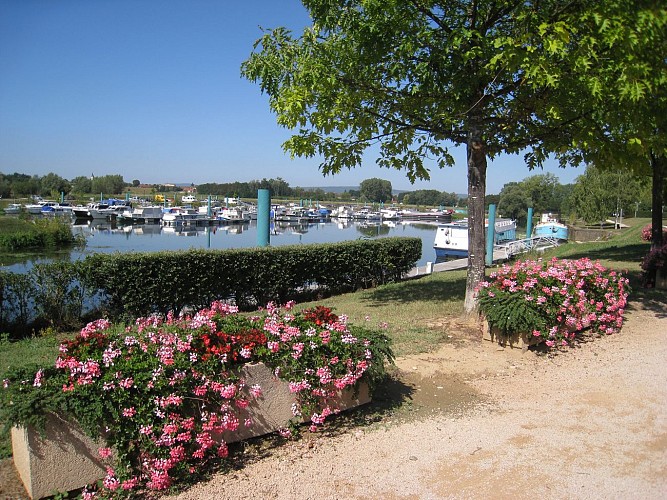 Pont de Vaux Marina