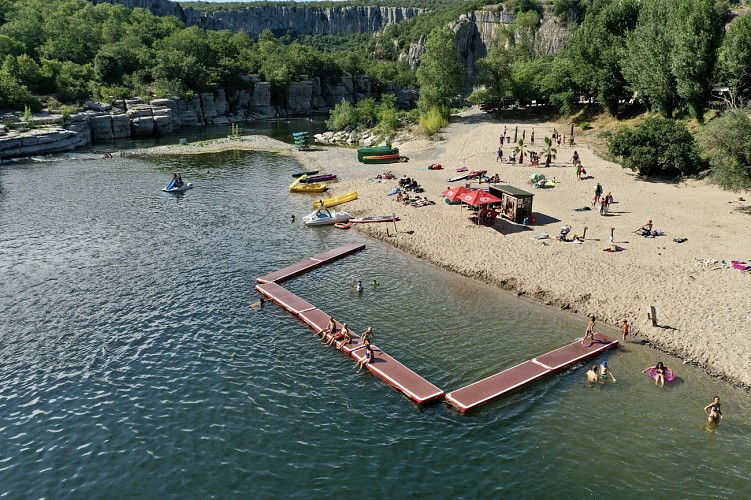 Isla Cool Douce leisure centre