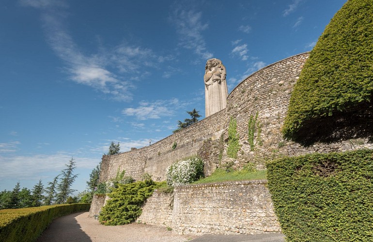 La Madone veille sur la Côtière