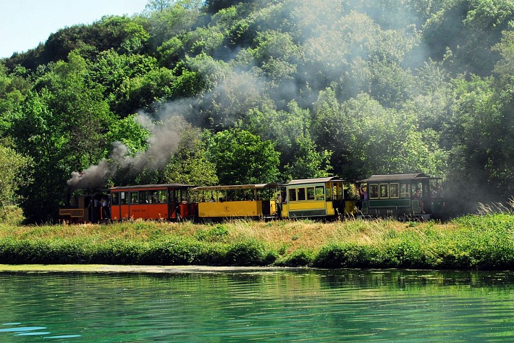 Petit train à vapeur du Haut Rhône