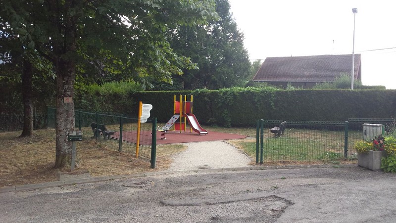 Camping- Car-Park de Mon Village : Bois des Tours