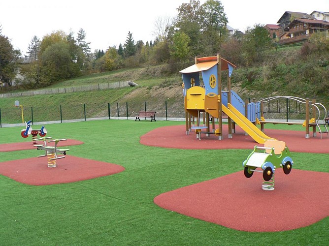 Spielplatz in Plateau d'Assy