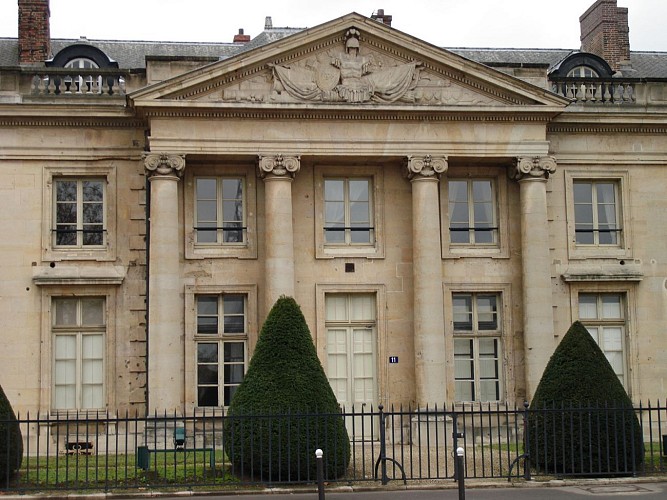 Ecole Militaire