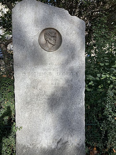 Square d'Estienne d'Orves
