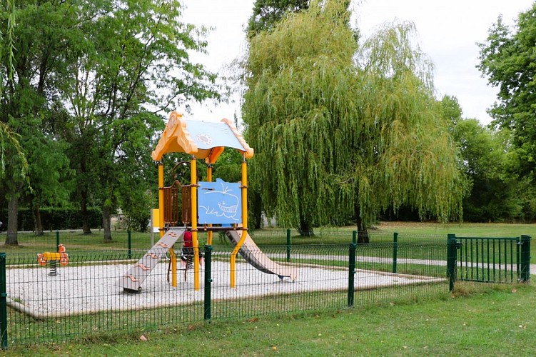 City Stade et Aire de Jeux de la Peupleraie