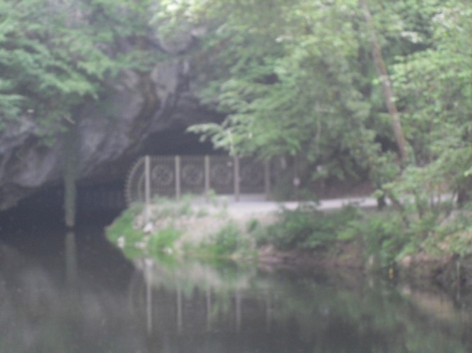 Le centre du village de Han-sur-Lesse, la sortie de la grotte...