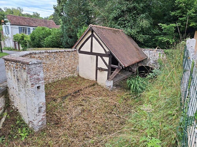 Bréchamps - Lavoir