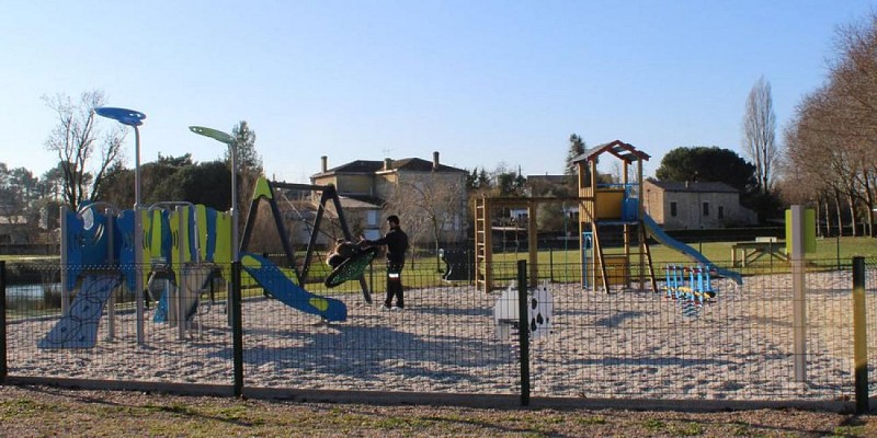 langonetsud-gironde-fe722802a942475182de546b15459317-112426-ph0