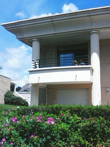 MEUBLÉ DE MADAME PHILIPPE