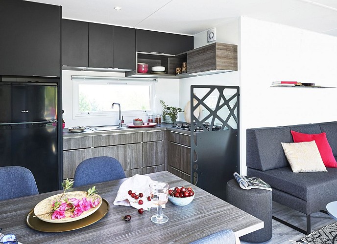 AX FAMILY Puyfolaise